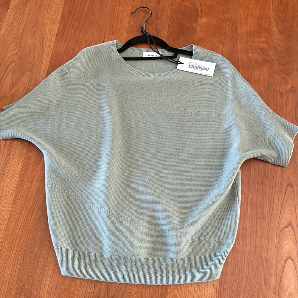 The Reset Essential Pullover in Aloe brand new with tags size XS